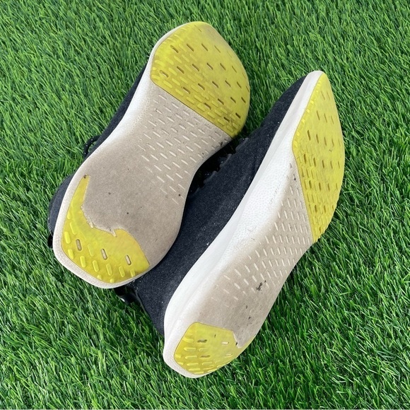 ALLBIRDS Wool Dasher Mizzles - Mid Sneaker - Picture 4 of 5